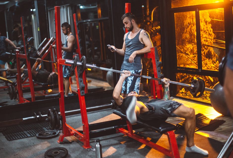 意大利公开赛涅曼领先2杆 丁文一吴阿顺晋级决赛