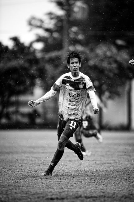 大满贯半决赛:王曼昱零封蒯曼,王艺迪复仇张本美和